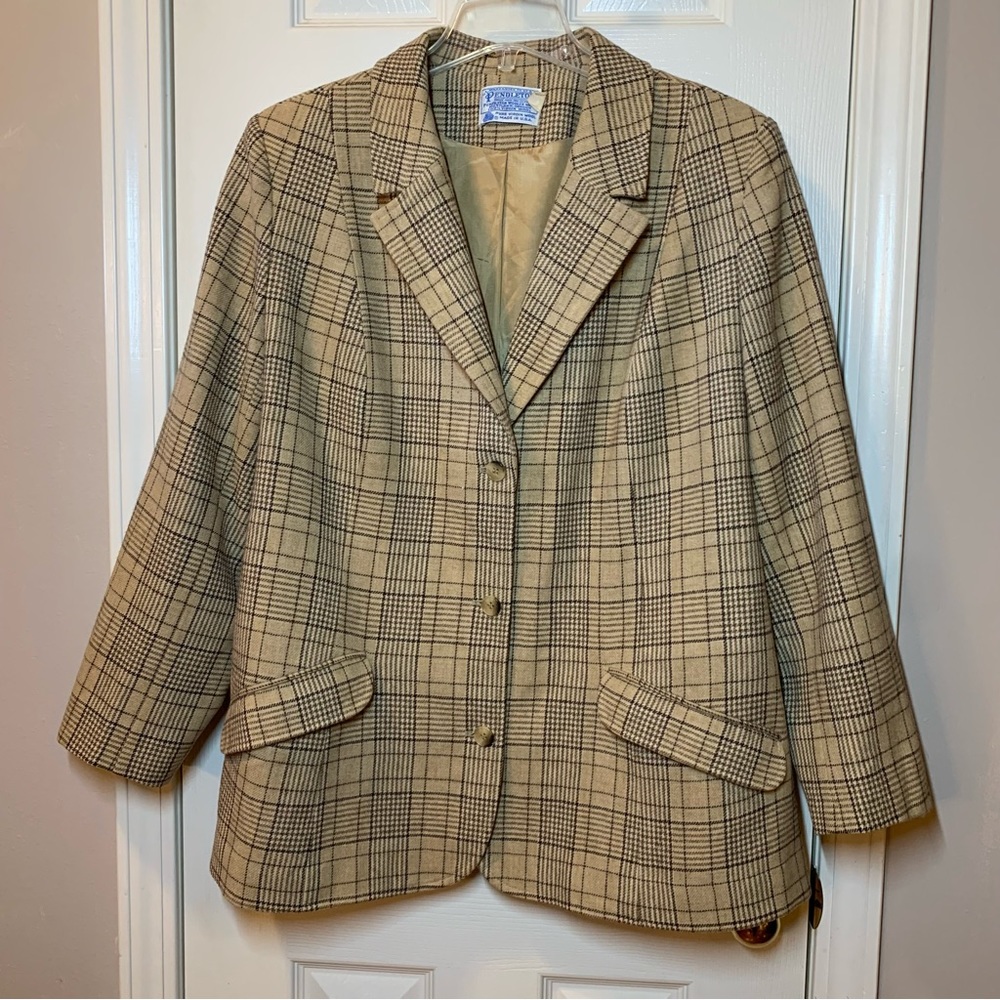 Pendleton Vintage Ladies Wool Tan 3-Button Blazer, Size 22W, Check Measu…